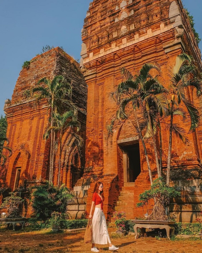 Gợi ý lịch trình tham quan Tháp Đôi kết hợp trong ngày