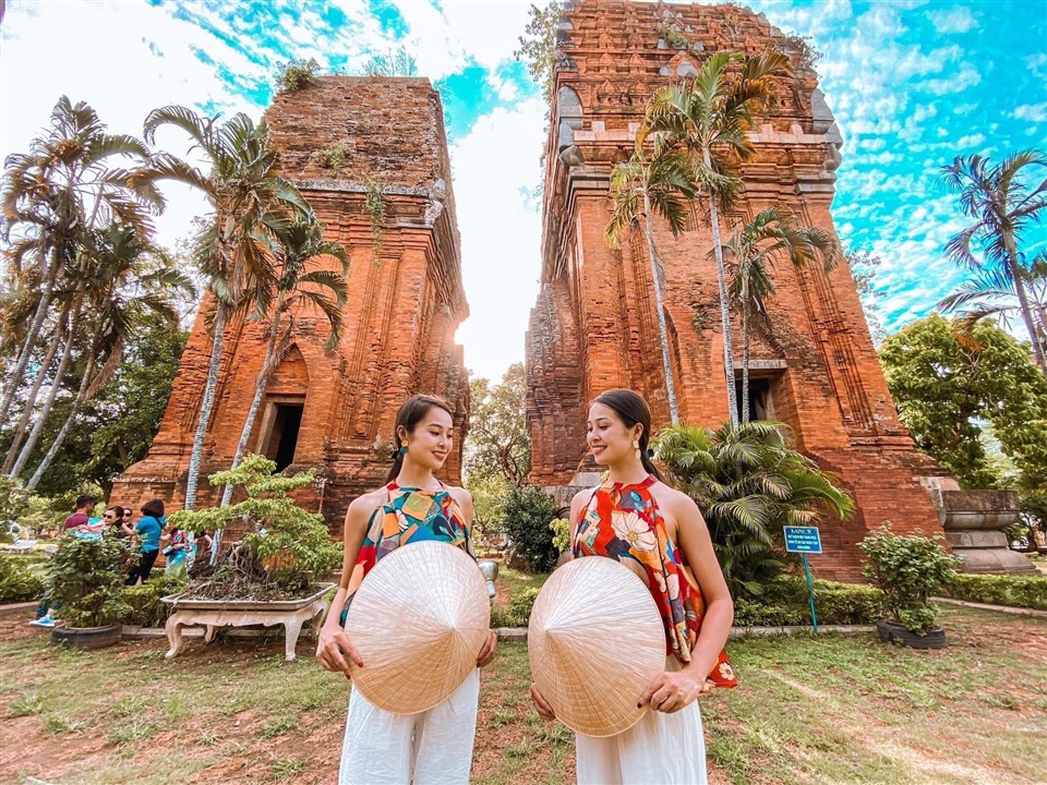 Những trải nghiệm nổi bật tại Tháp Đôi Quy Nhơn