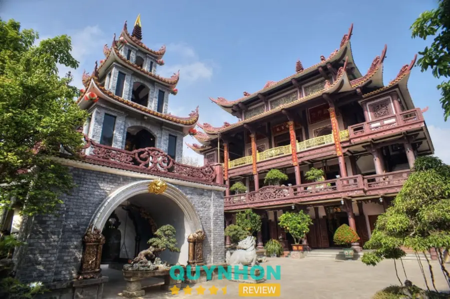 Khám phá nét kiến trúc độc đáo chỉ có tại Chùa Long Khánh.
